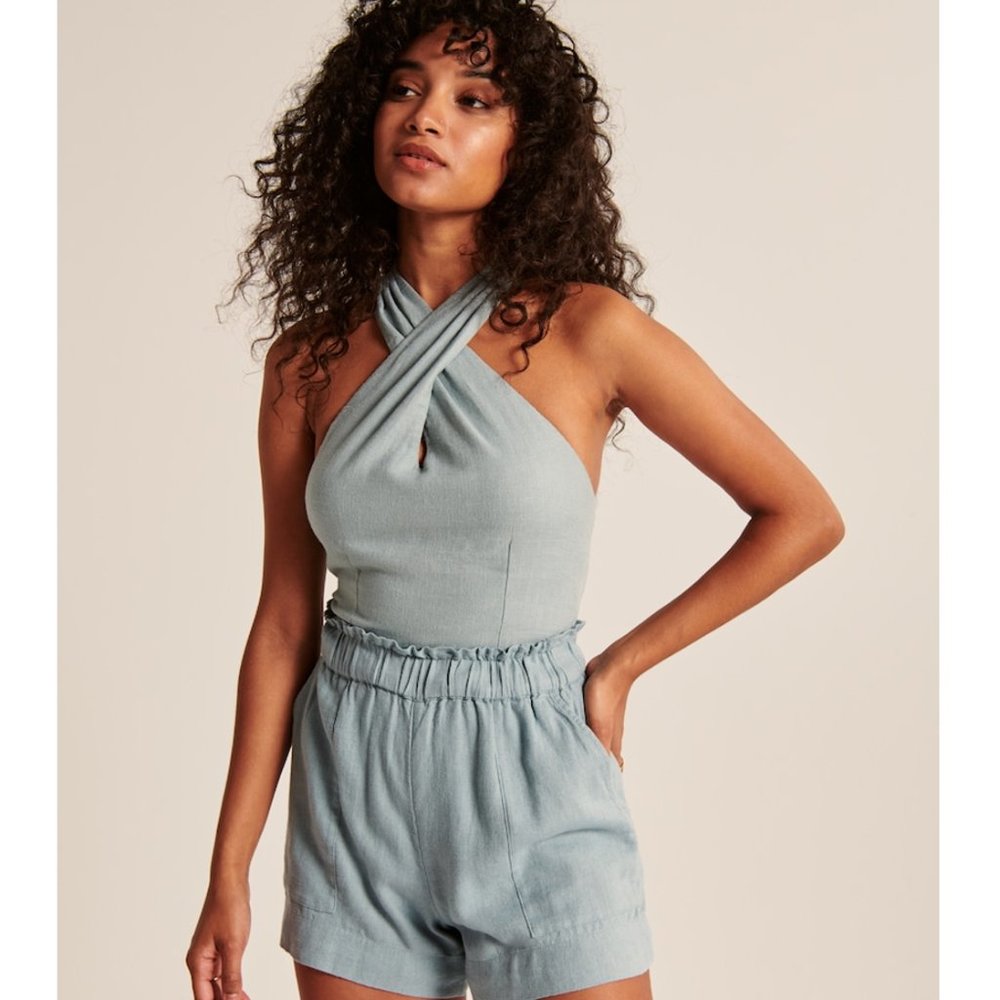 NWT A&F - Twist-Front Linen-Blend Halter Top